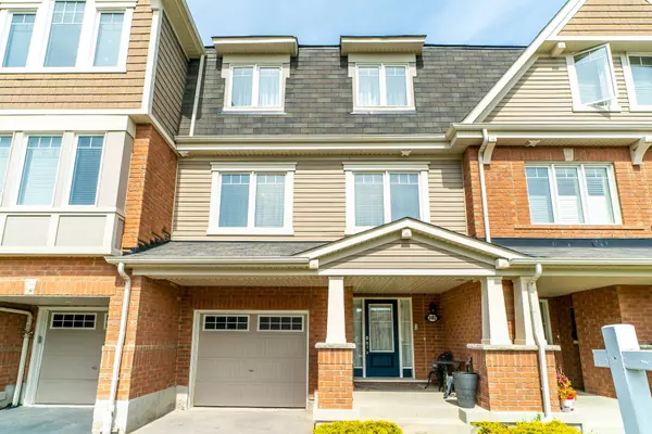 Pickering, ON L1X 0C3,2402 Bronzedale ST