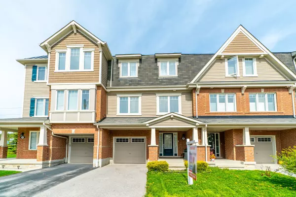 Pickering, ON L1X 0C3,2402 Bronzedale ST