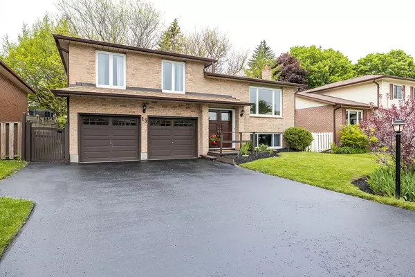 Scugog, ON L9L 1G7,15 Applewood CRES