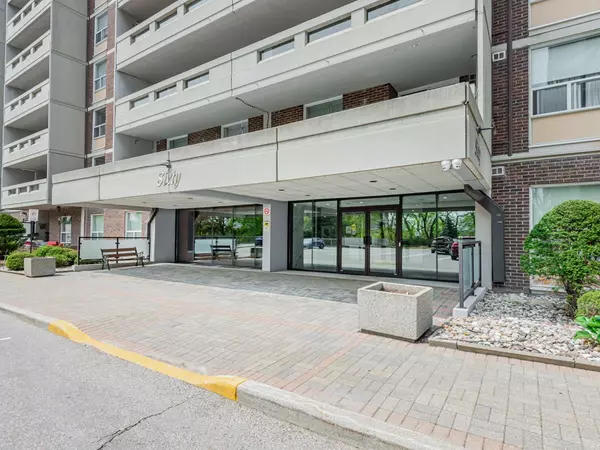 Markham, ON L3T 4T7,60 INVERLOCHY BLVD #706