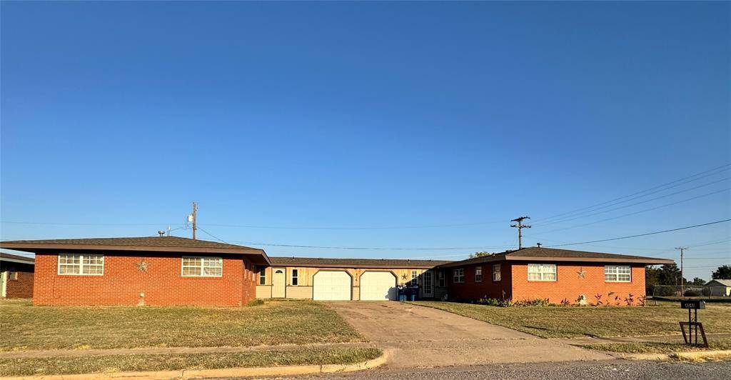 404 W Chickasaw Trail #A, Burns Flat, OK 73647