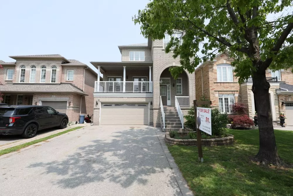 Vaughan, ON L4H 1Y4,46 Sunview DR