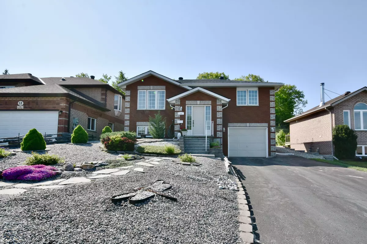 Penetanguishene, ON L9M 2G6,10 Charles ST