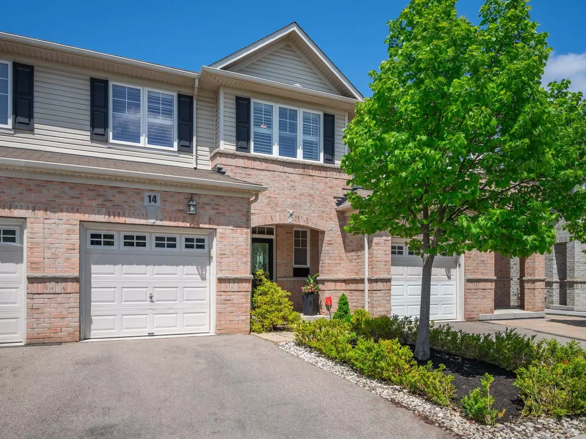 Oakville, ON L6M 0L2,3275 Stalybridge DR #14