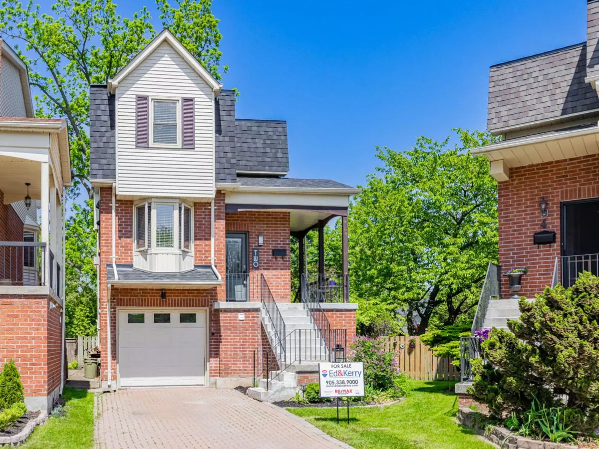 Oakville, ON L6K 1S1,2 Normandy PL