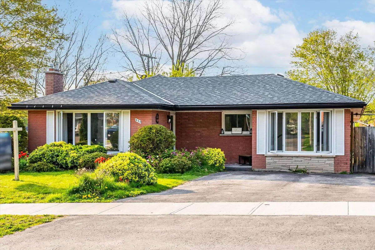 Peterborough, ON K9H 6L5,990 Hatfield CRES