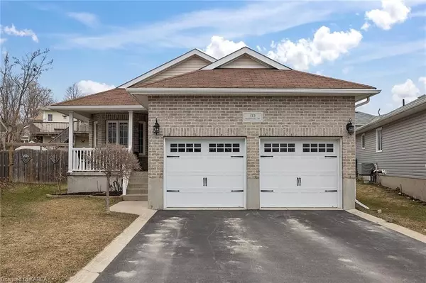 Loyalist, ON K7N 0A2,172 MACDOUGALL DR