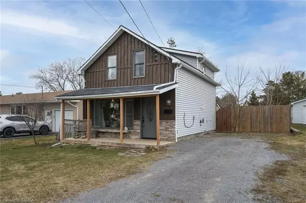 Greater Napanee, ON K7R 3J1,28 ALFRED ST