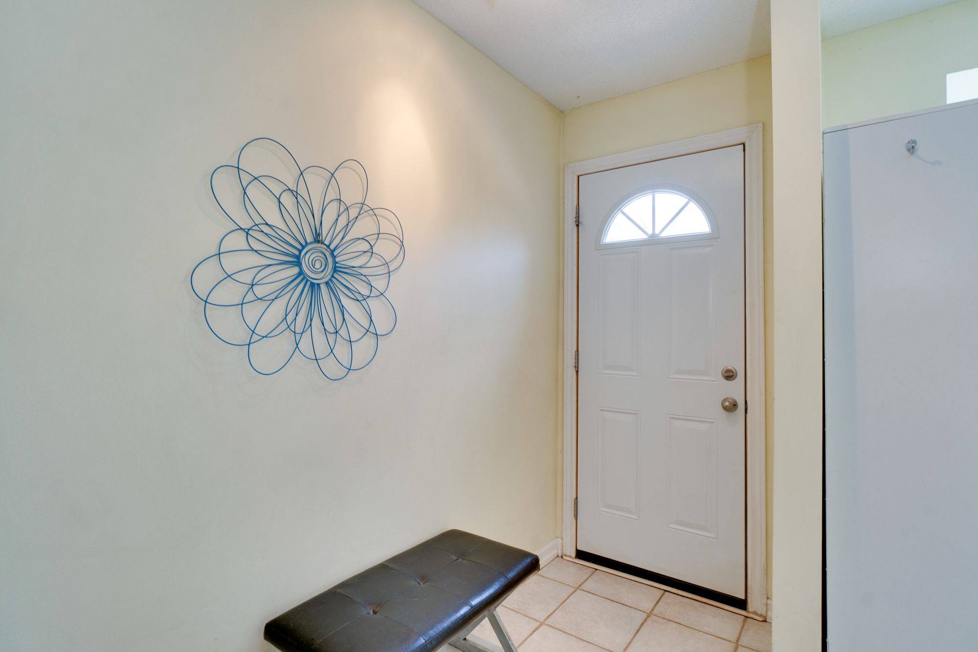 Burlington, ON L7S 2H7,895 Maple AVE #610