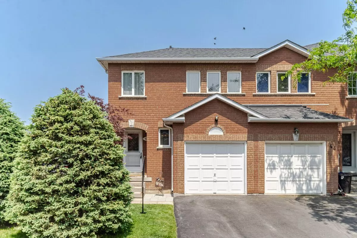 Brampton, ON L7A 1J5,200 Cresthaven RD #42