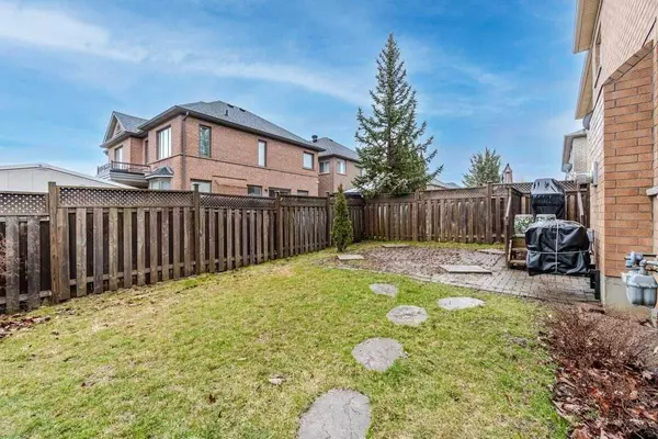 Mississauga, ON L5M 6S6,3244 Ridgeleigh HTS