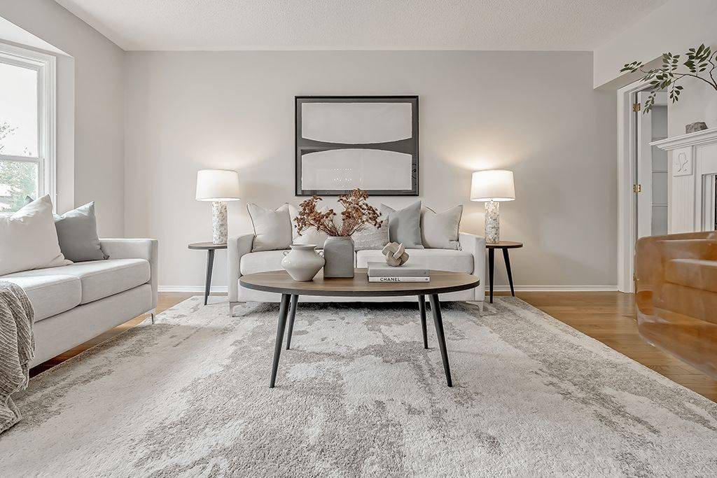 Oakville, ON L6H 5Y6,229 River Glen BLVD