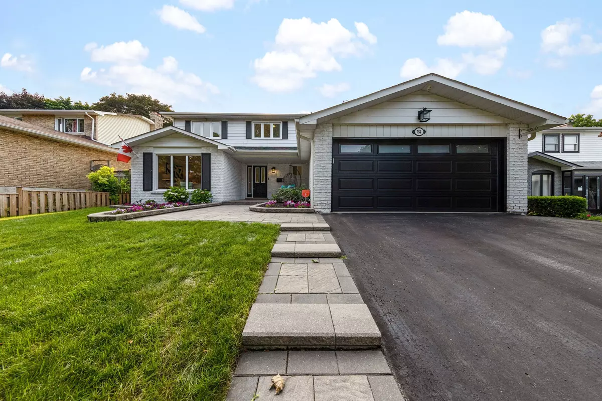 Pickering, ON L1W 3C2,784 Eyer DR