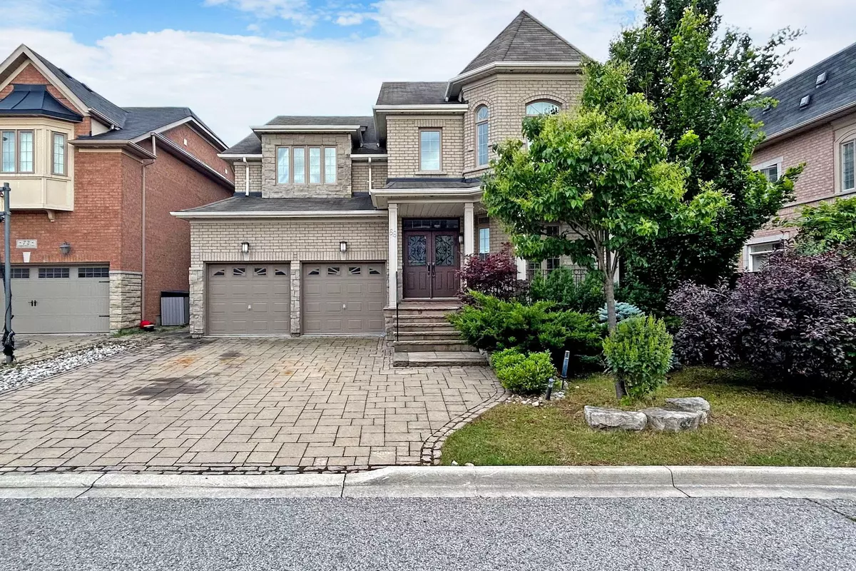 Vaughan, ON L4J 9G5,68 Sagecrest CRES