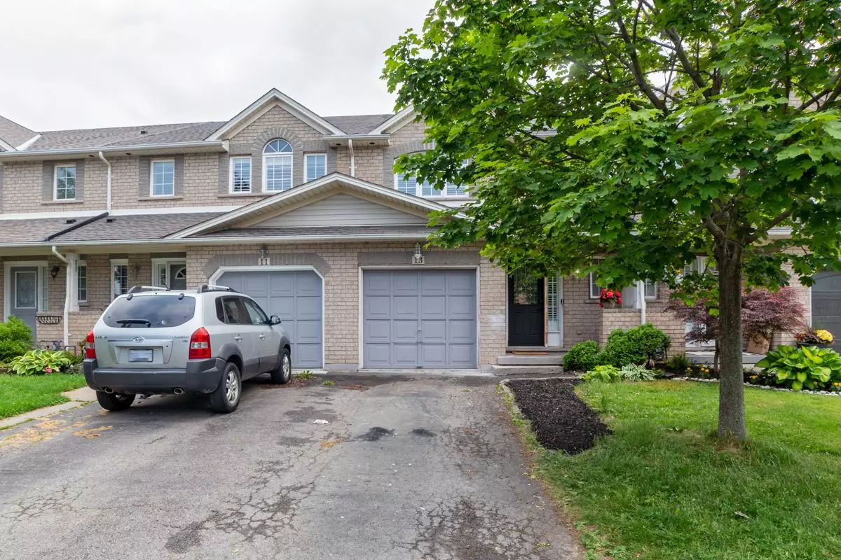 Grimsby, ON L3M 5M9,13 Elderberry AVE