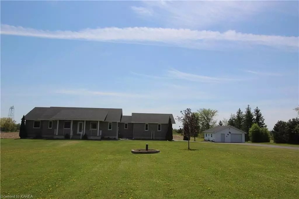 South Frontenac, ON K0H 1H0,4358 MILBURN RD