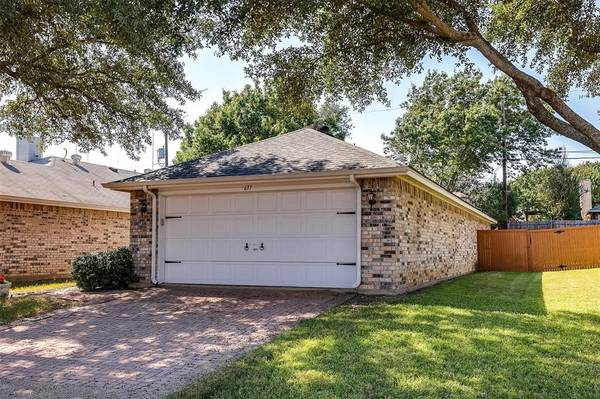 Cedar Hill, TX 75104,617 Alabaster Place