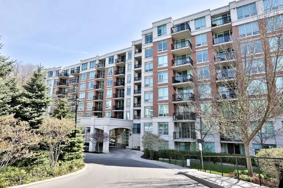 Toronto C12, ON M2P 2H2,38 William Carson CRES #103