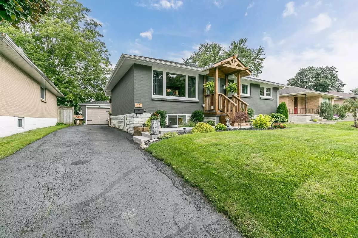 Simcoe, ON L4M 2S6,12 Bothwell CRES