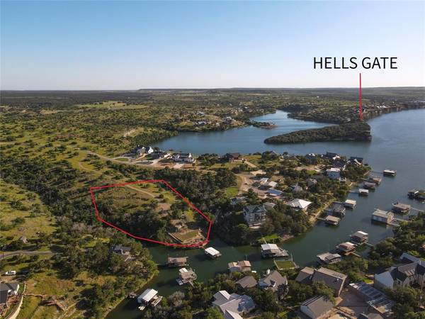 1002 E Hells Gate Drive, Graford, TX 76449