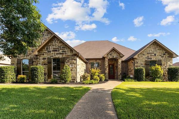 605 Imagine Drive, Lindale, TX 75771