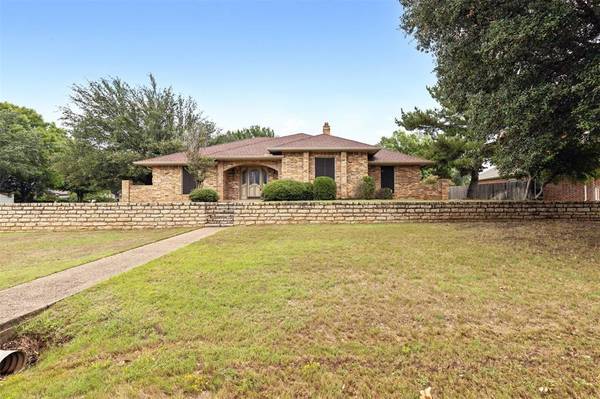 9005 Bontura Road, Granbury, TX 76049