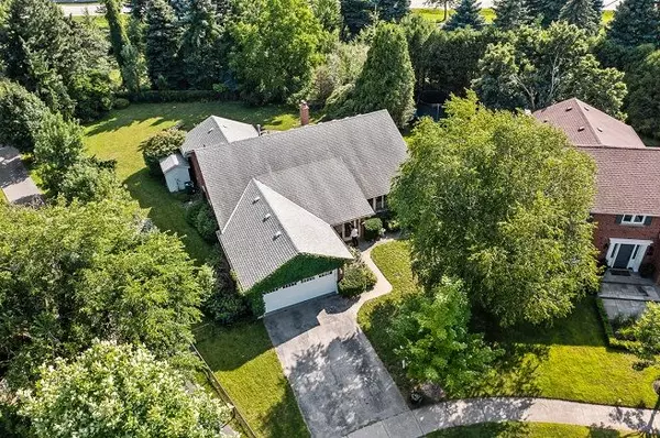 Oakville, ON L6J 6H2,2308 BOW VALLEY CT