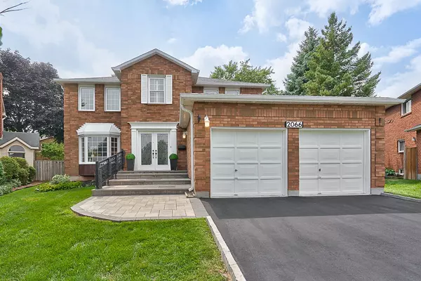 Halton, ON L6H 3Z4,2066 Goldfinch CT