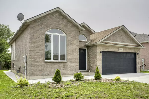 Windsor, ON N9G 2T4,1184 Imperial CRES