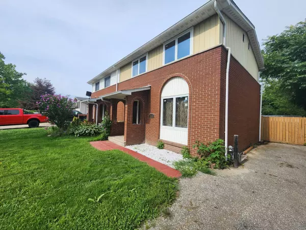 Windsor, ON N8R 1N6,10658 ATWATER CRES