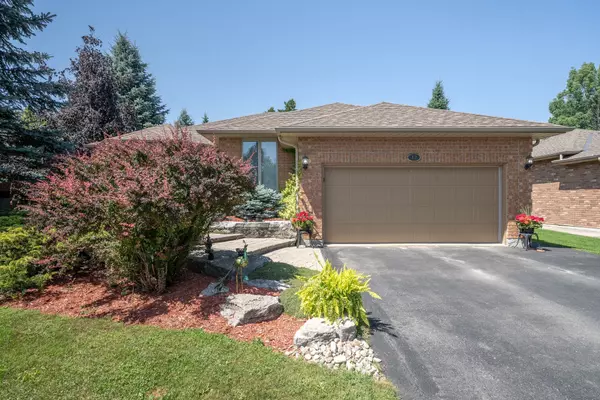 Kawartha Lakes, ON K0M 1A0,12 HUNTINGWOOD CRES