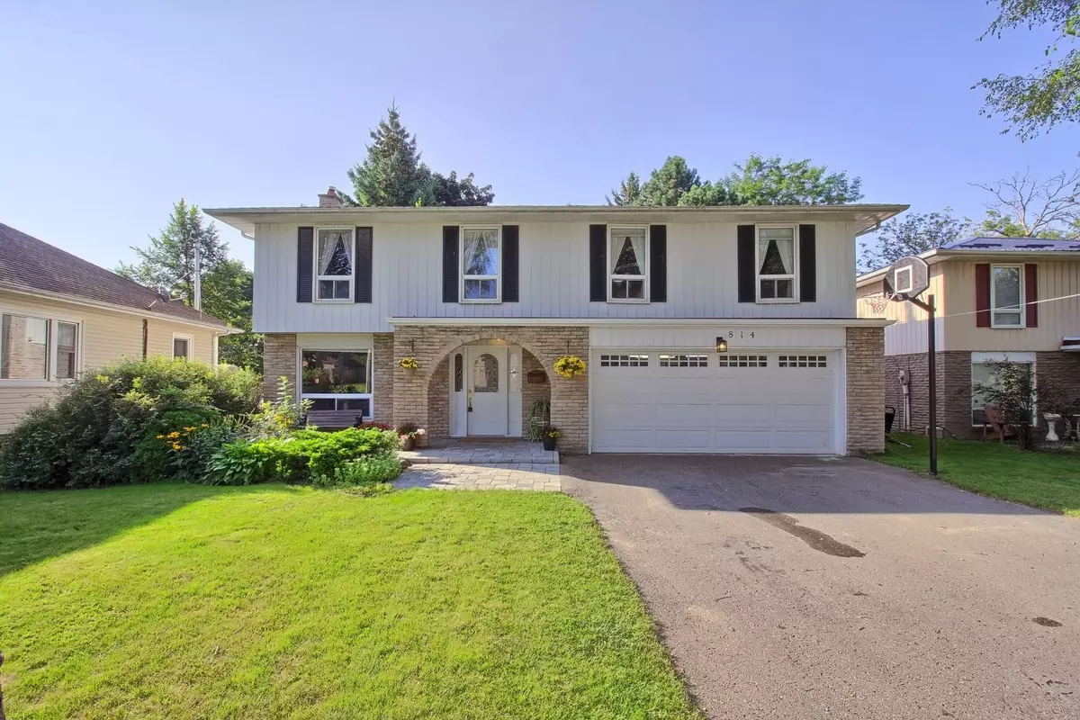 Newmarket, ON L3Y 1X7,814 Srigley ST