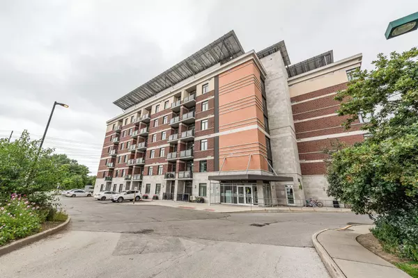 Markham, ON L3R 5K1,7768 Kennedy RD #404