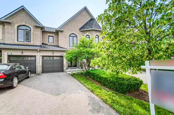 Oakville, ON L6H 6J3,2250 Rockingham DR #4