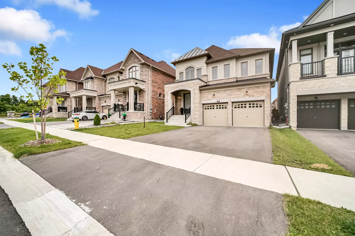 East Gwillimbury, ON L9N 0S7,52 Prunella CRES