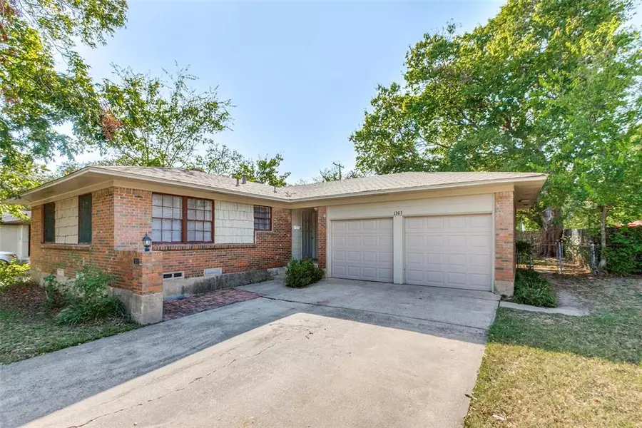 1203 Lorrie Drive, Richardson, TX 75080