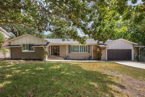 6817 Woodstock Road, Fort Worth, TX 76116