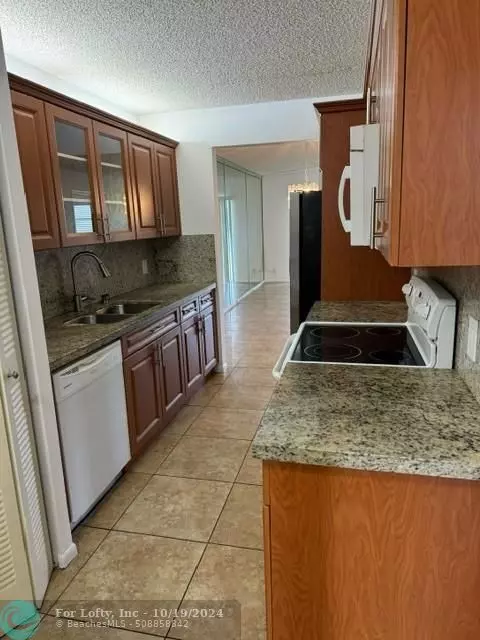 Pembroke Pines, FL 33027,1351 SW 125th Ave  #312S