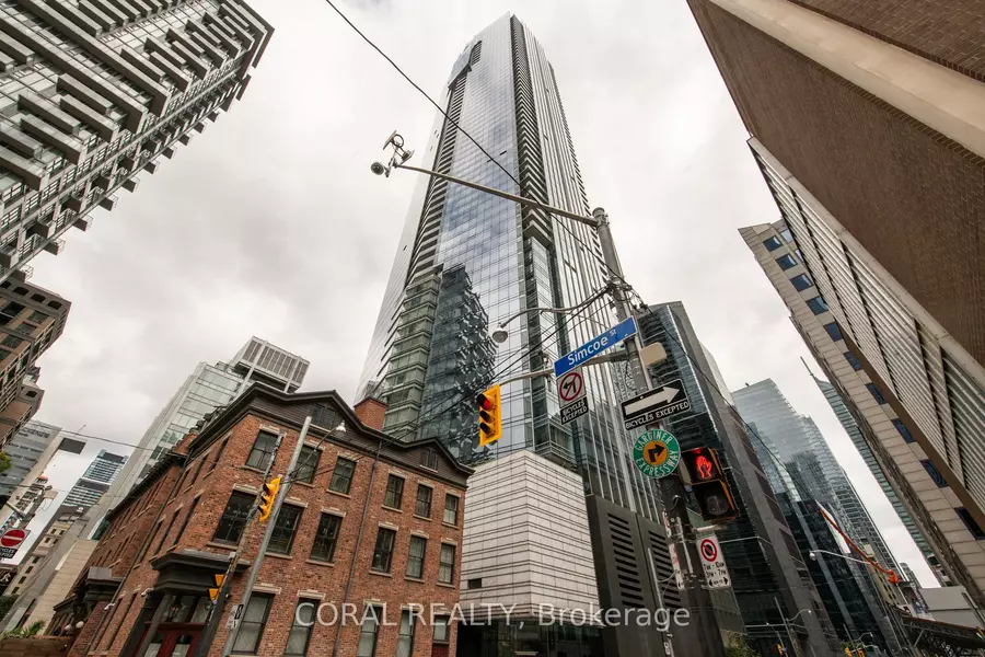 180 University AVE #5605, Toronto C01, ON M5H 0A2