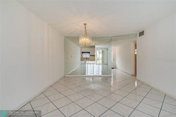 Pembroke Pines, FL 33025,8971 S Hollybrook Blvd  #108