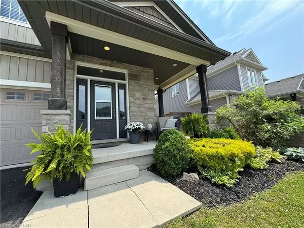 St. Catharines, ON L2M 0B1,8 MOES CRES