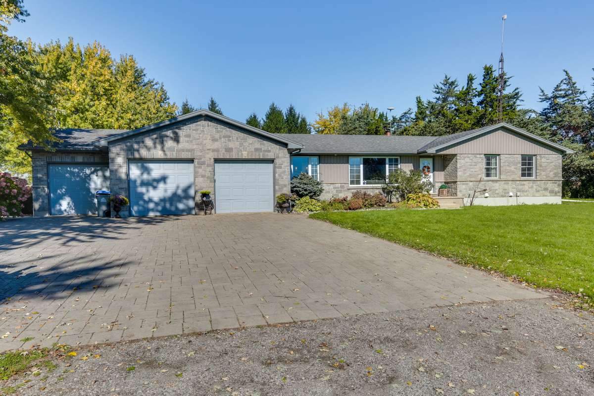 Adelaide Metcalfe, ON N7G 3H8,2760 Napperton DR