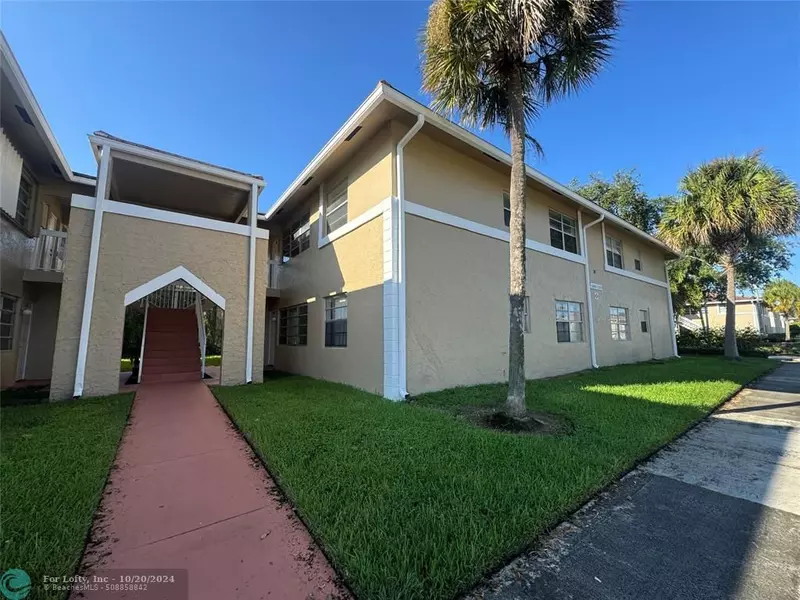 10068 Twin Lakes Dr  #10068, Coral Springs, FL 33071