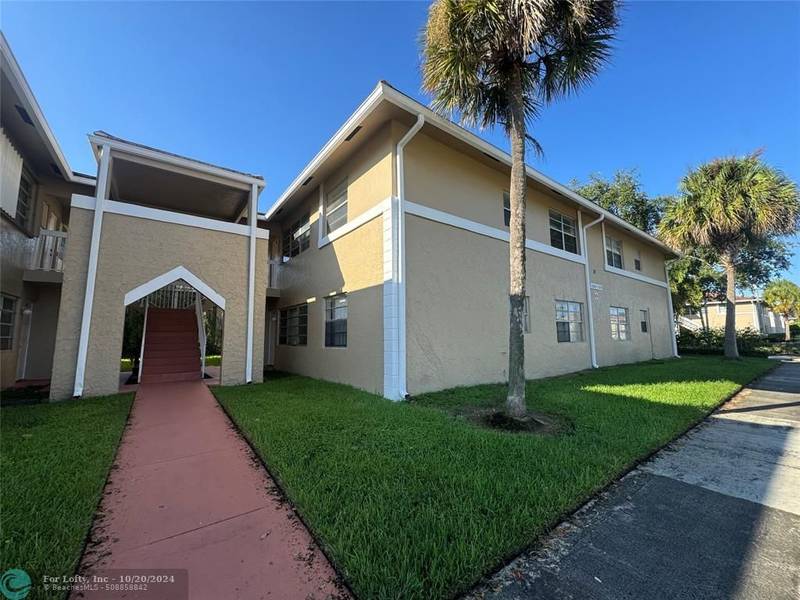 10068 Twin Lakes Dr  #10068, Coral Springs, FL 33071