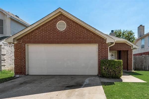 1066 Hayworth Avenue, Duncanville, TX 75137