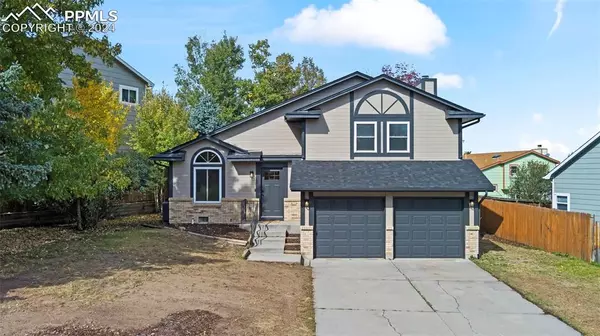 Colorado Springs, CO 80918,6124 Breeze CT