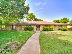 226 Woodbrook Drive, Desoto, TX 75115