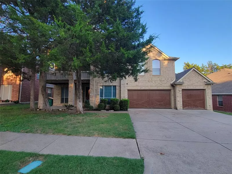 1414 Oxbow Drive, Cedar Hill, TX 75104