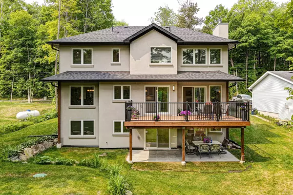 Penetanguishene, ON L9M 1W8,77 Polish AVE