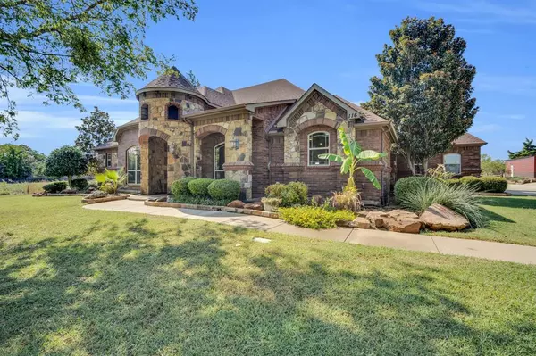 116 Spring Creek Drive, Waxahachie, TX 75165